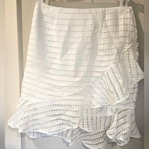 NWT women's white skirt
